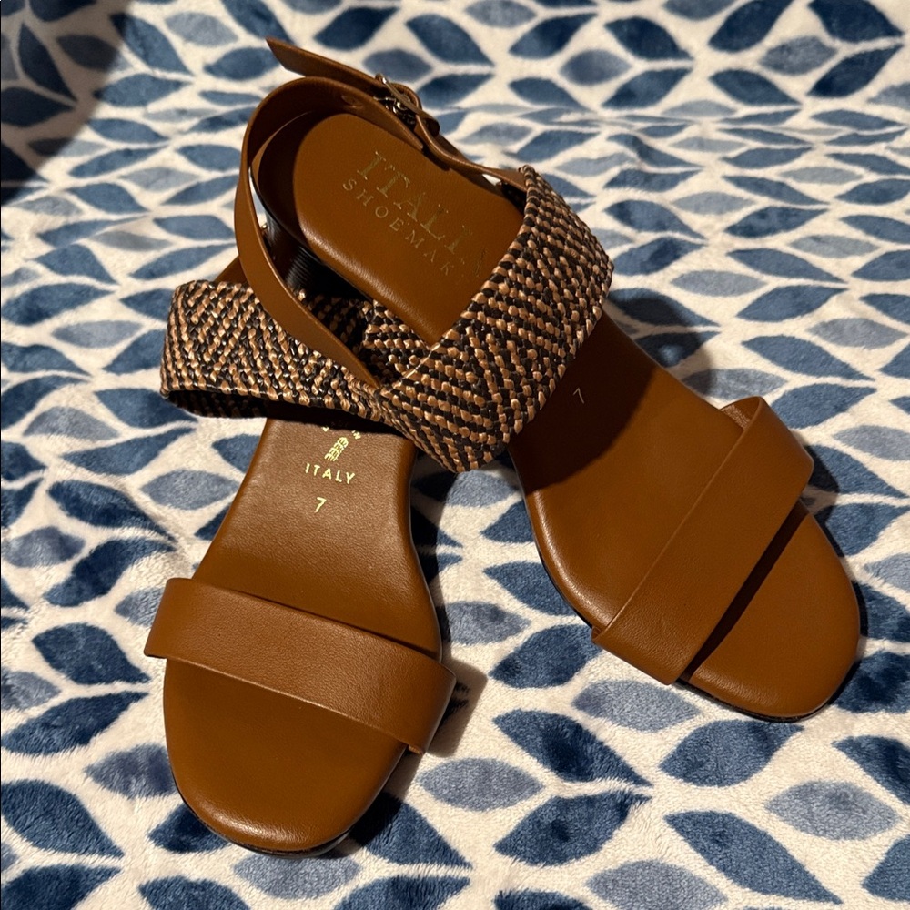 Italian Shoemakers Tan Sandals